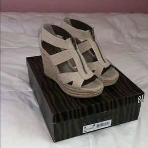 Natural color wedges